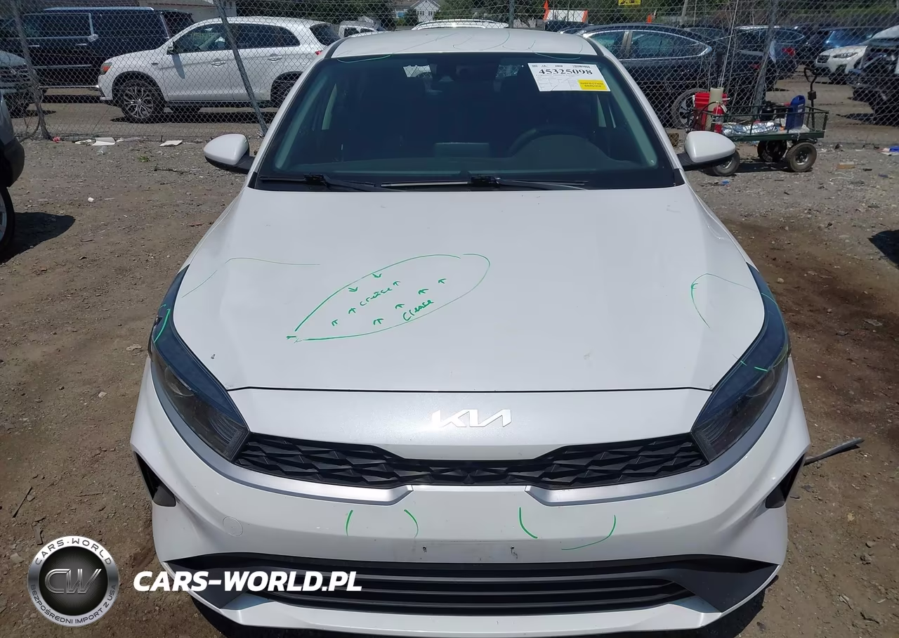 2022 Kia Forte Lxs VIN:3KPF24AD1NE427960 - 12