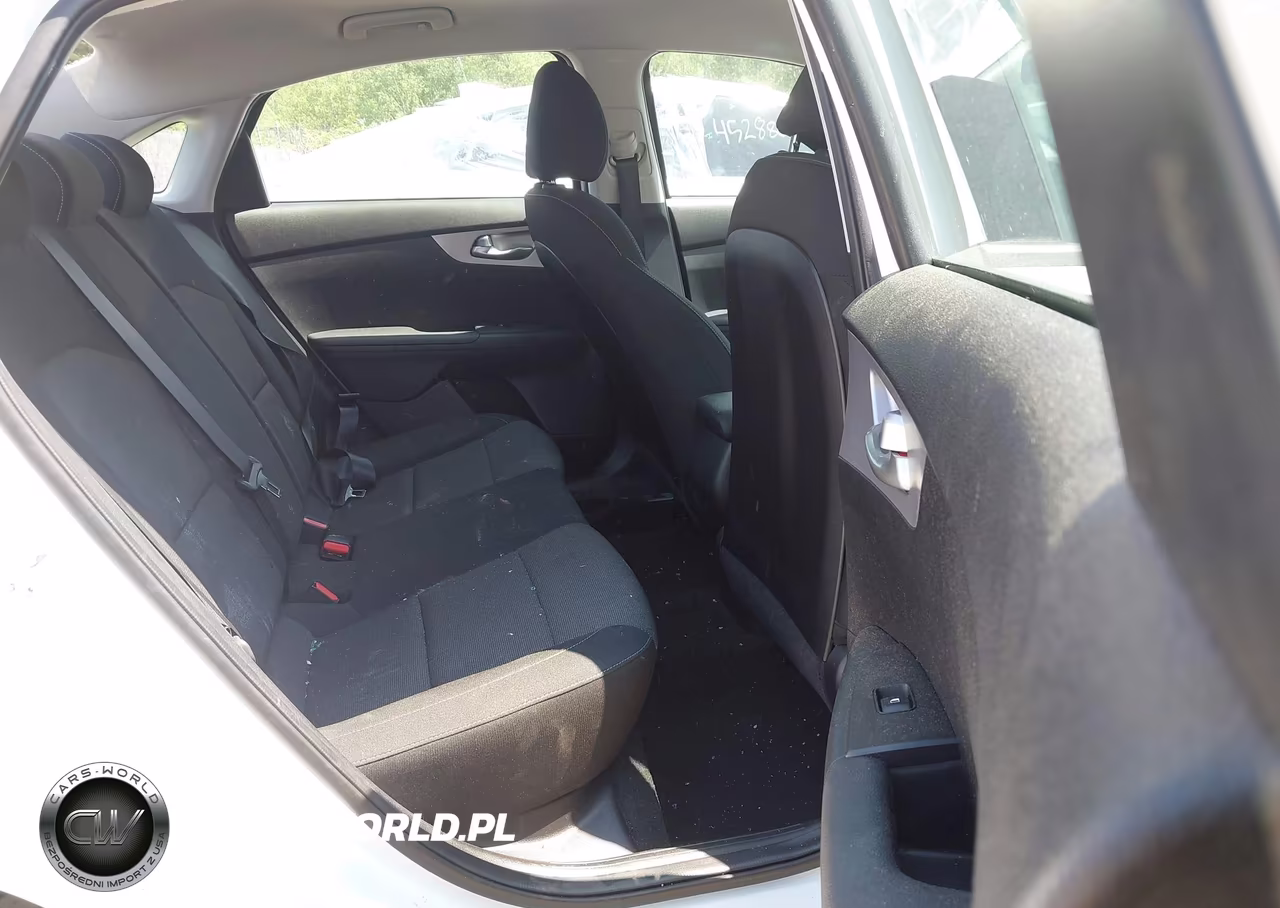 2022 Kia Forte Lxs VIN:3KPF24AD1NE427960 - 8