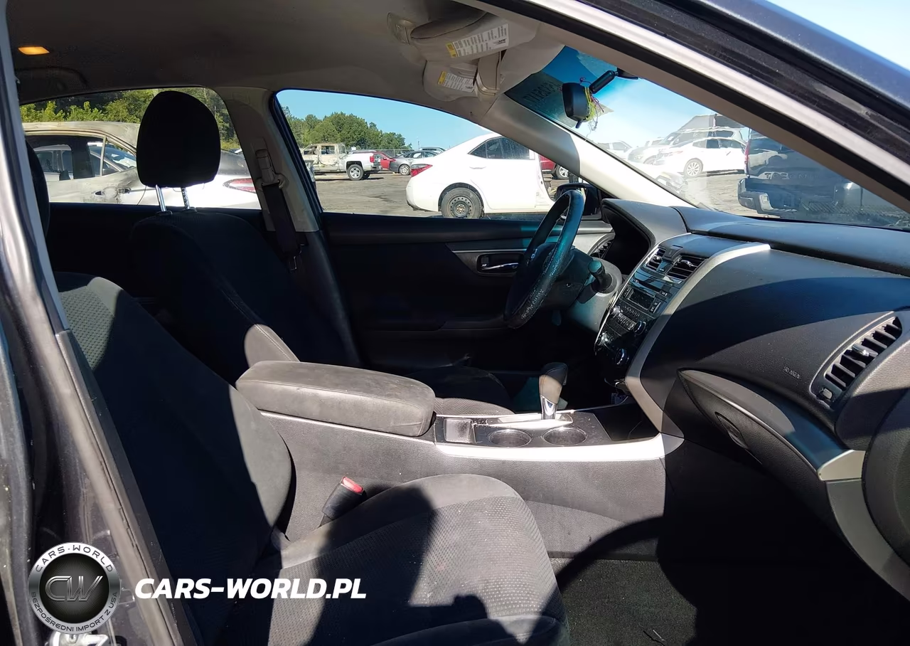 2015 Nissan Altima 2.5 S VIN:1N4AL3AP3FN374368 - 5