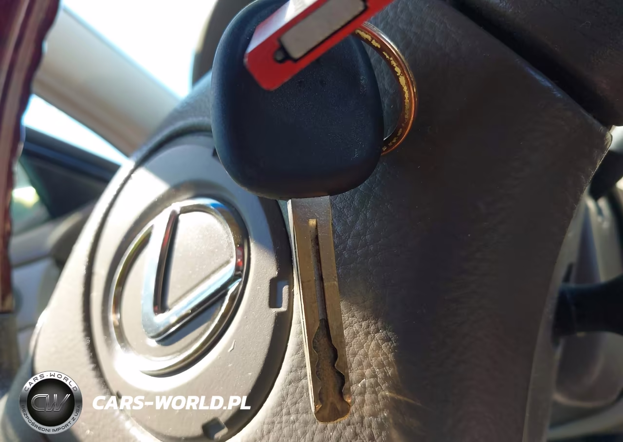 2004 Lexus Es 330 VIN:JTHBA30G440003329 - 11