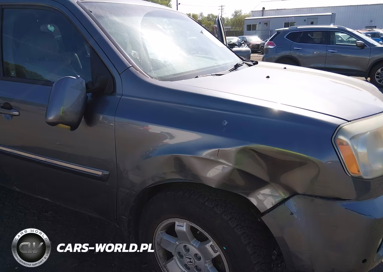 2011 Honda Pilot Touring VIN:5FNYF4H93BB077641 - 6