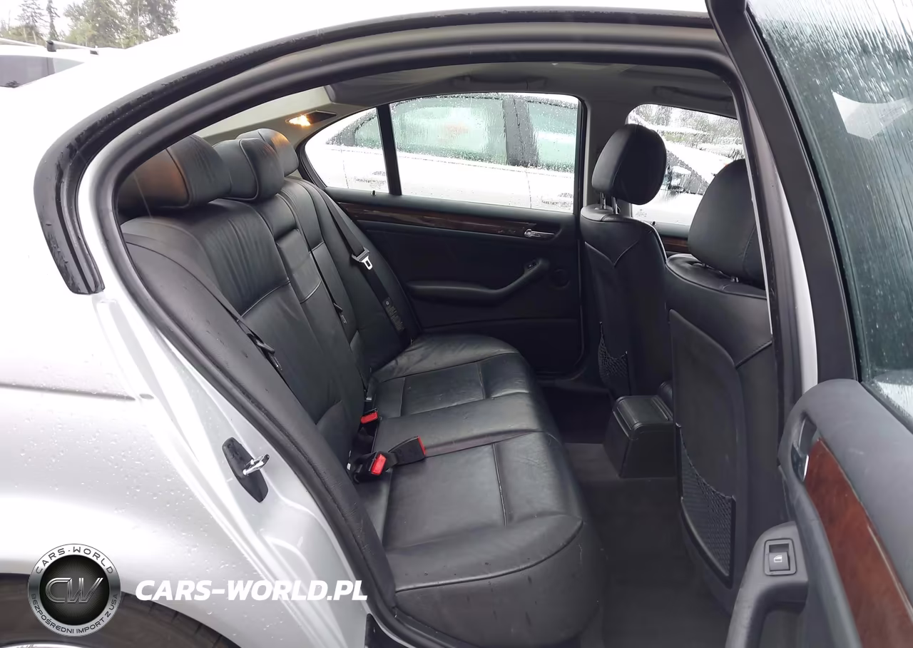 2005 BMW 325I VIN:WBAEV33495KX09624 - 18