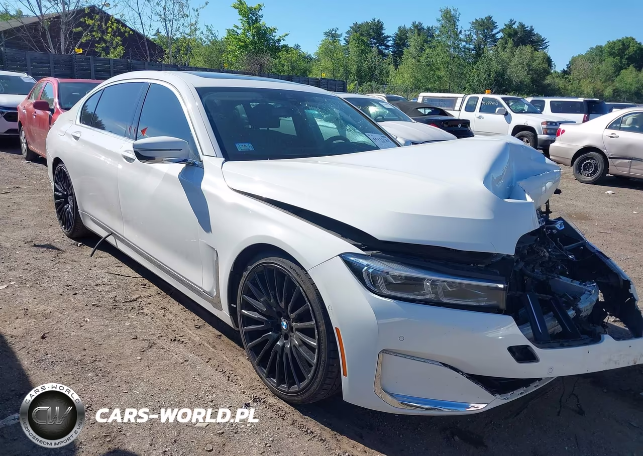 2020 BMW 740I