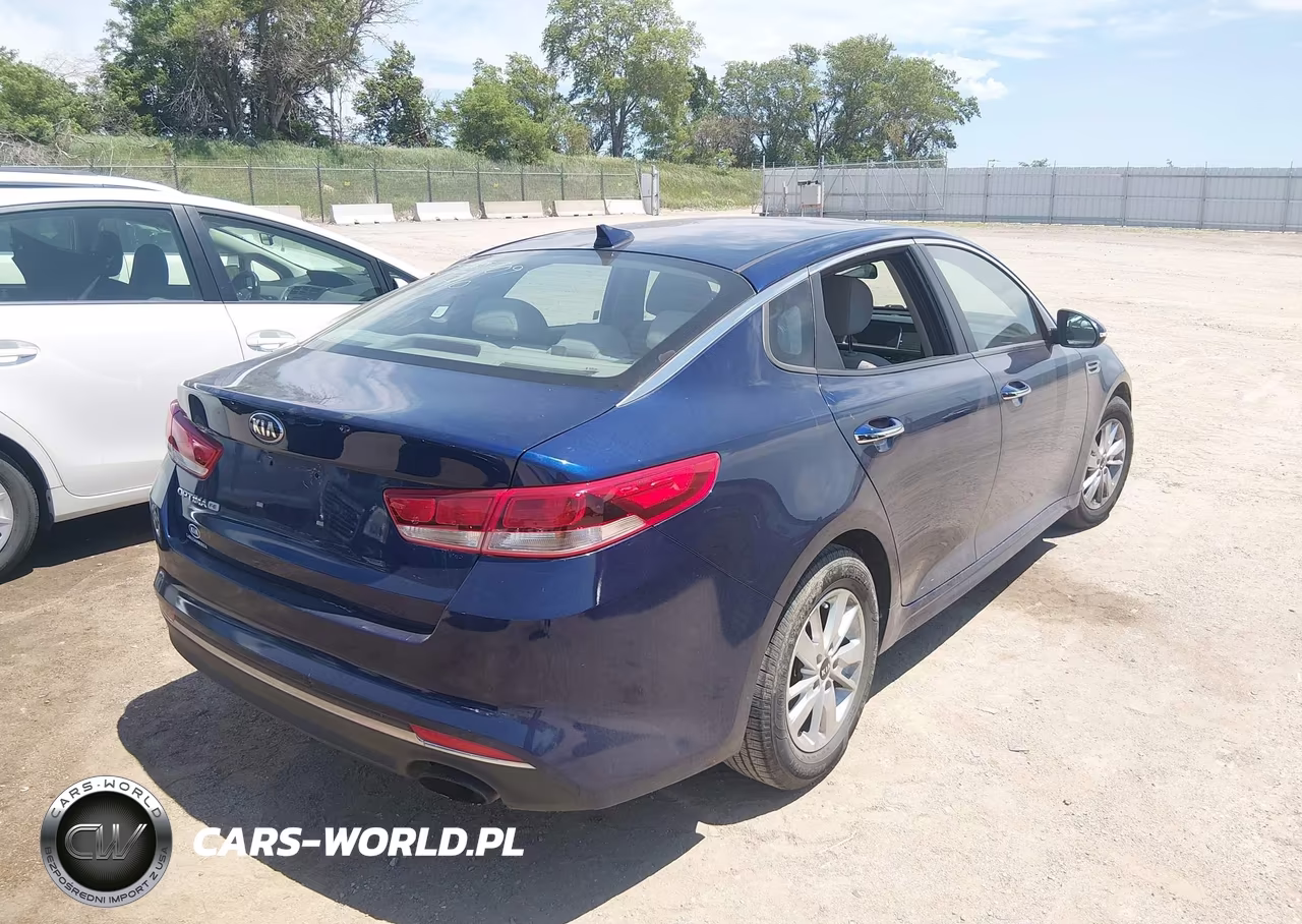 2018 Kia Optima Lx VIN:5XXGT4L39JG191145 - 4
