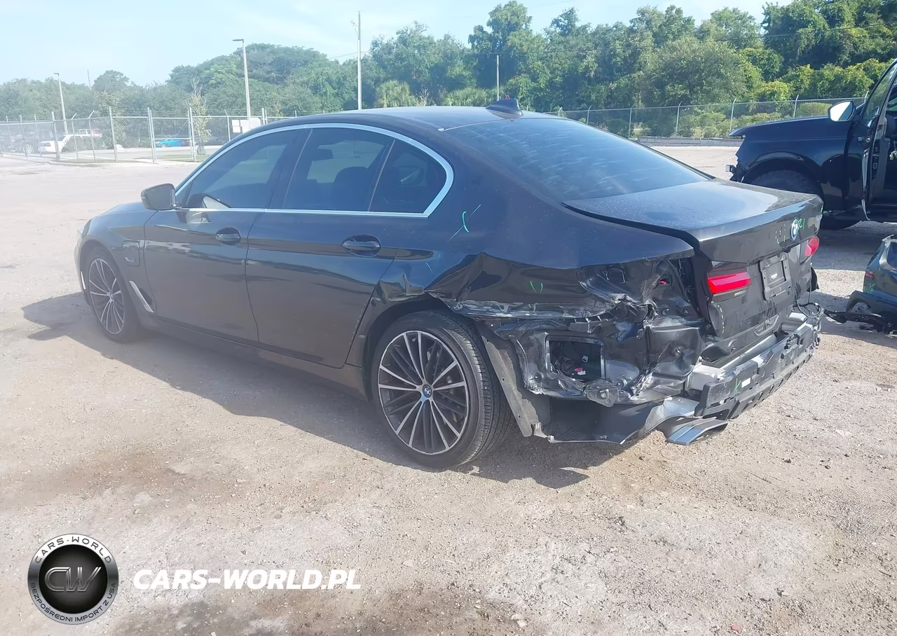 2022 BMW 530E VIN:WBA13AG08NCJ34524 - 3