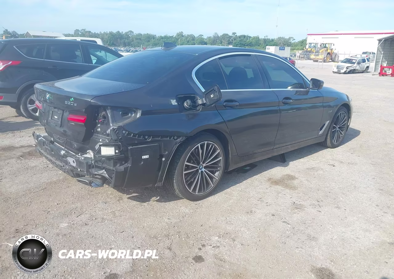 2022 BMW 530E VIN:WBA13AG08NCJ34524 - 4