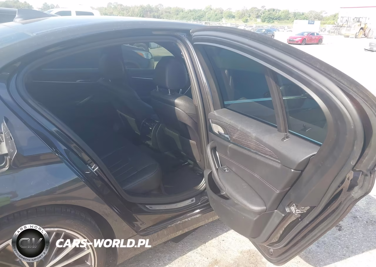 2022 BMW 530E VIN:WBA13AG08NCJ34524 - 8