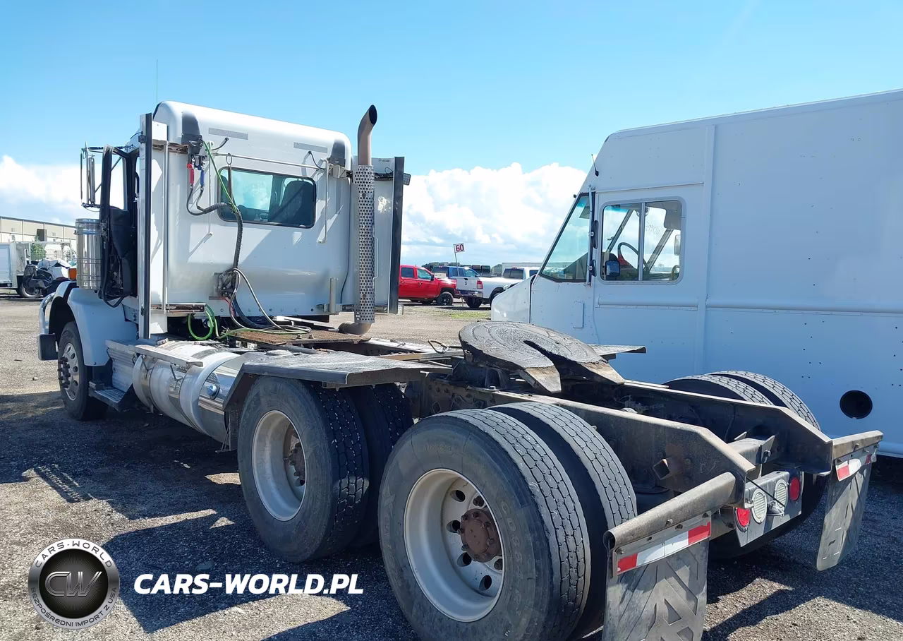 2012 Kenworth Construction T800 VIN:1XKDDP0X7CJ956543 - 3
