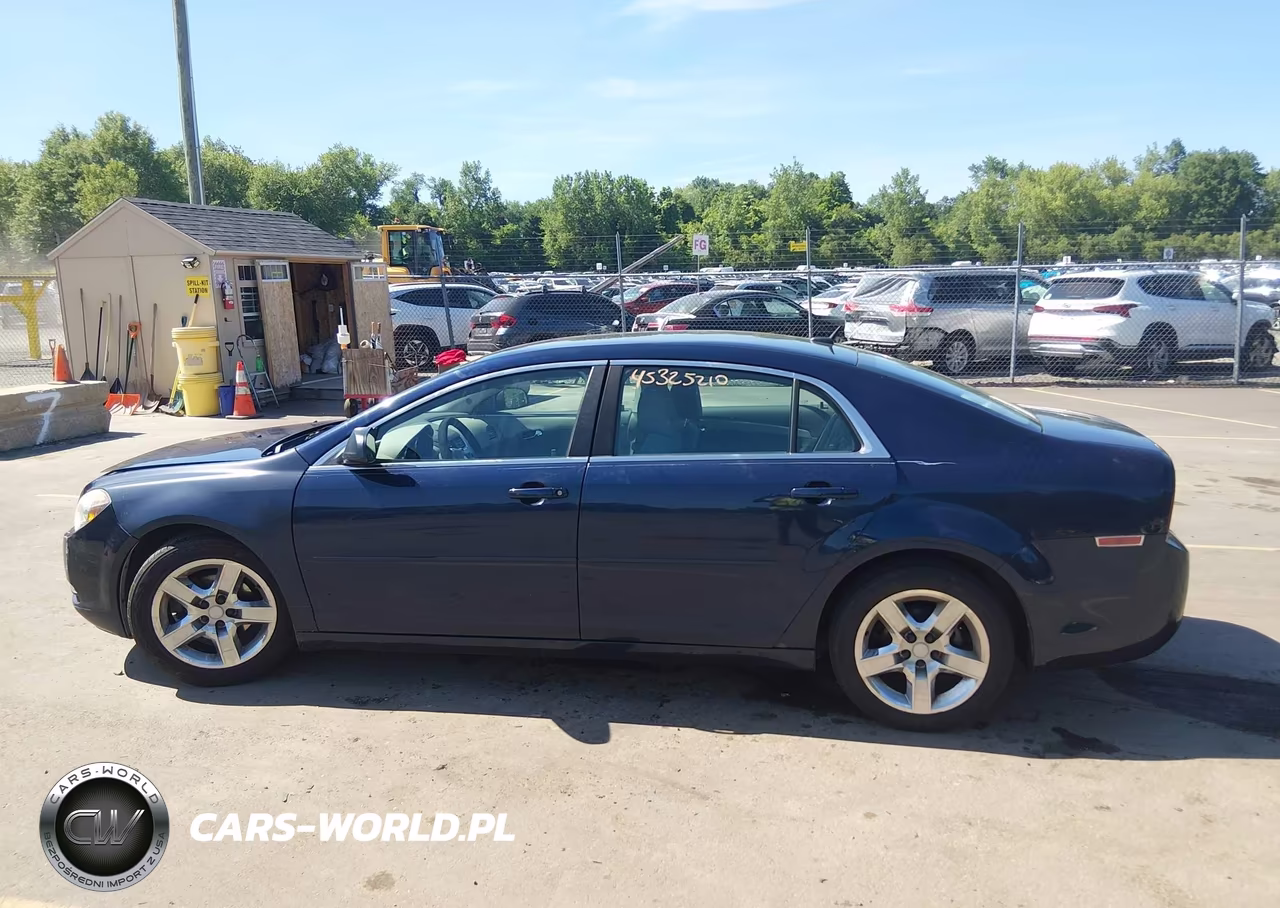 2011 Chevrolet Malibu Ls VIN:1G1ZB5E1XBF202613 - 14