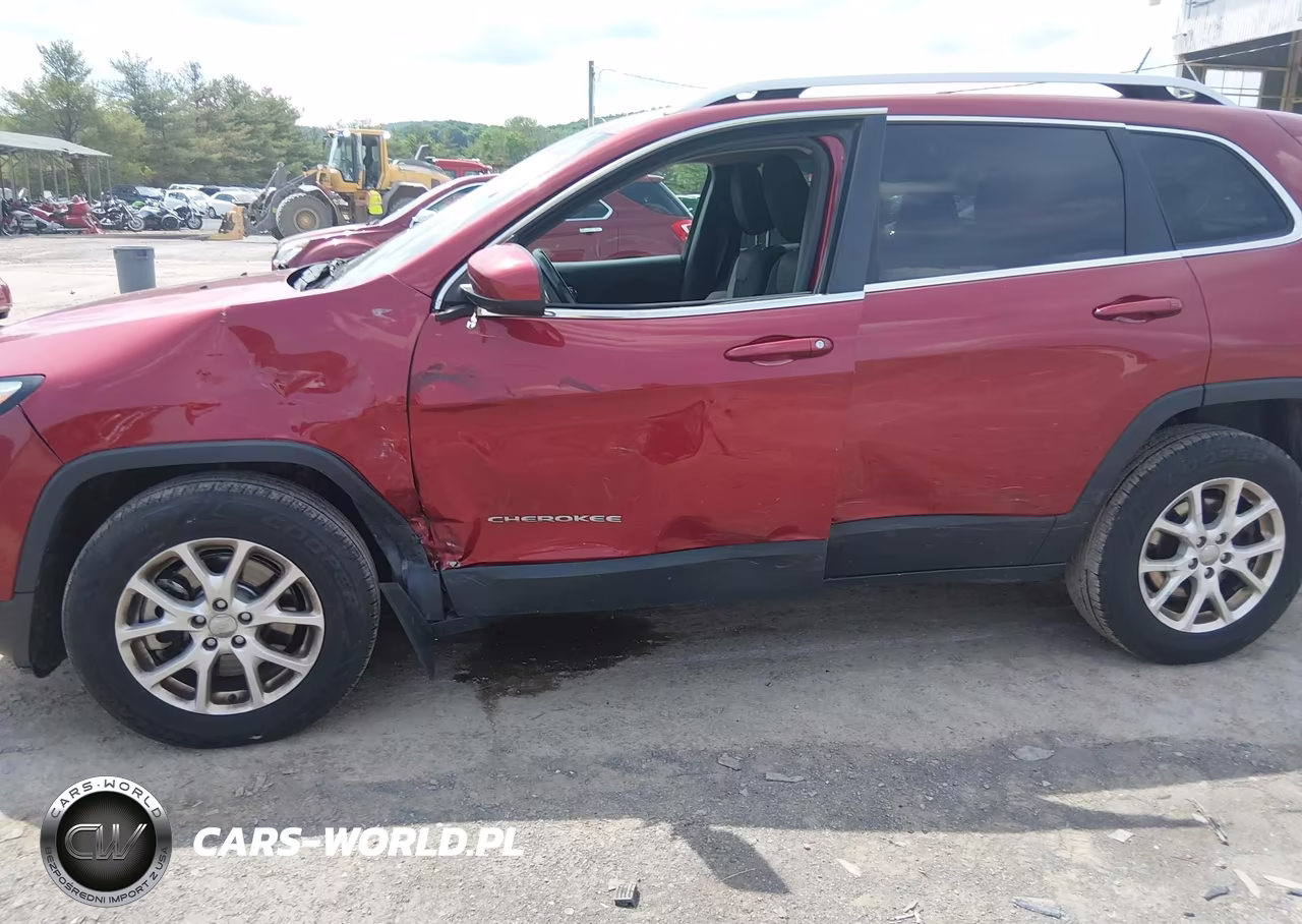 2014 Jeep Cherokee Latitude VIN:1C4PJMCS5EW268451 - 6