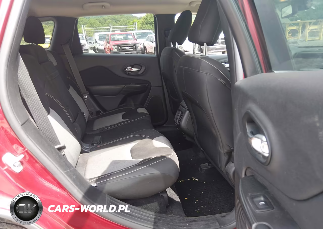 2014 Jeep Cherokee Latitude VIN:1C4PJMCS5EW268451 - 8