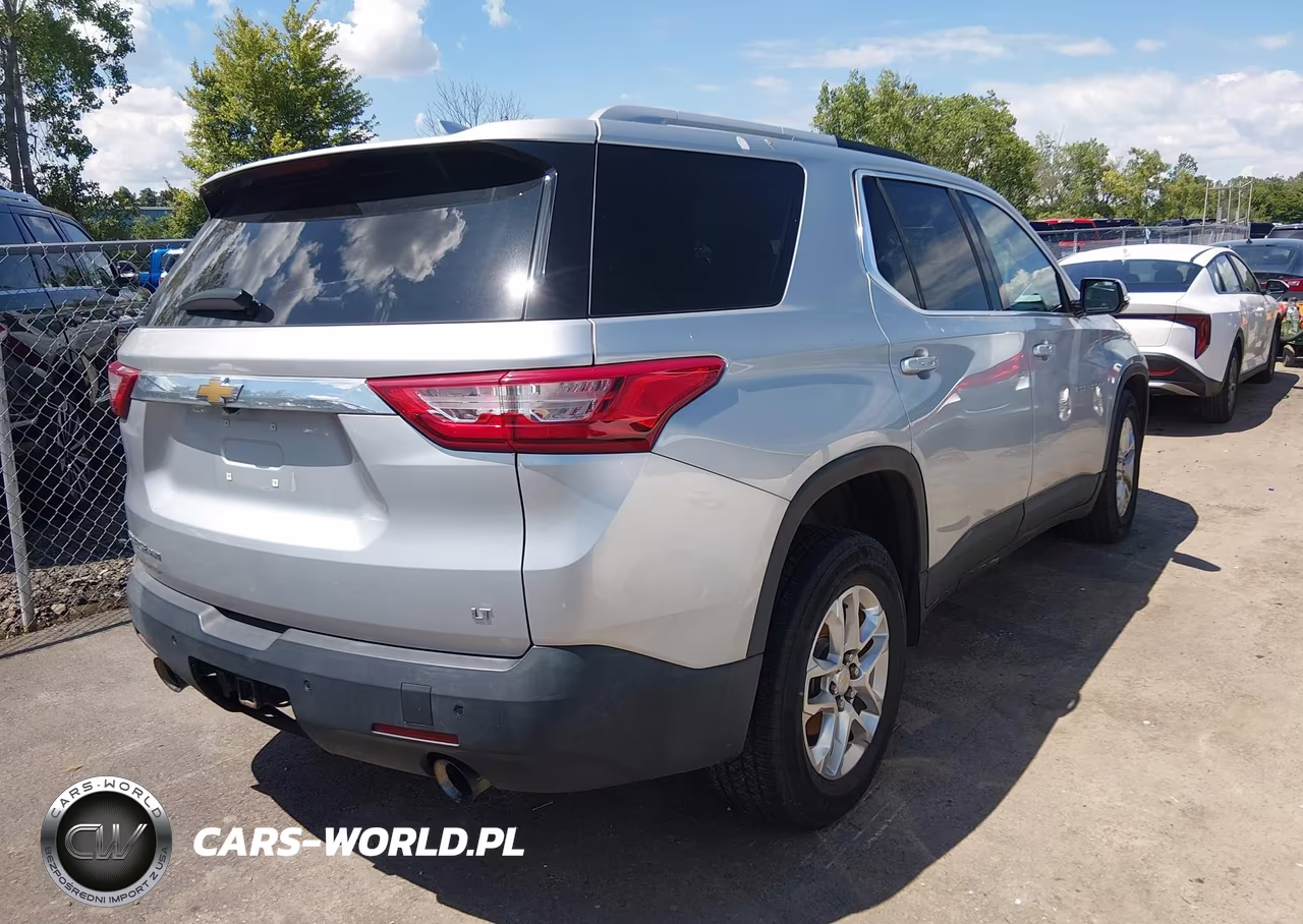 2018 Chevrolet Traverse 1Lt VIN:1GNEVGKWXJJ223232 - 4
