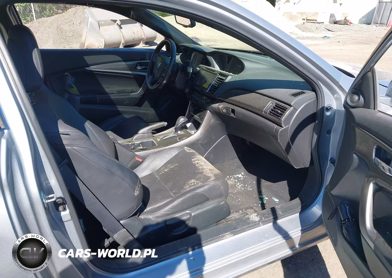 2017 Honda Accord Touring V6 VIN:1HGCT2B05HA003402 - 5