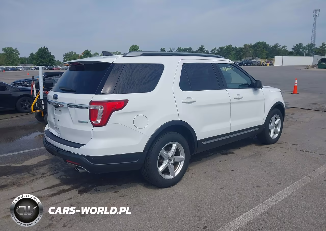 2018 Ford Explorer Xlt VIN:1FM5K7DH0JGA76296 - 4