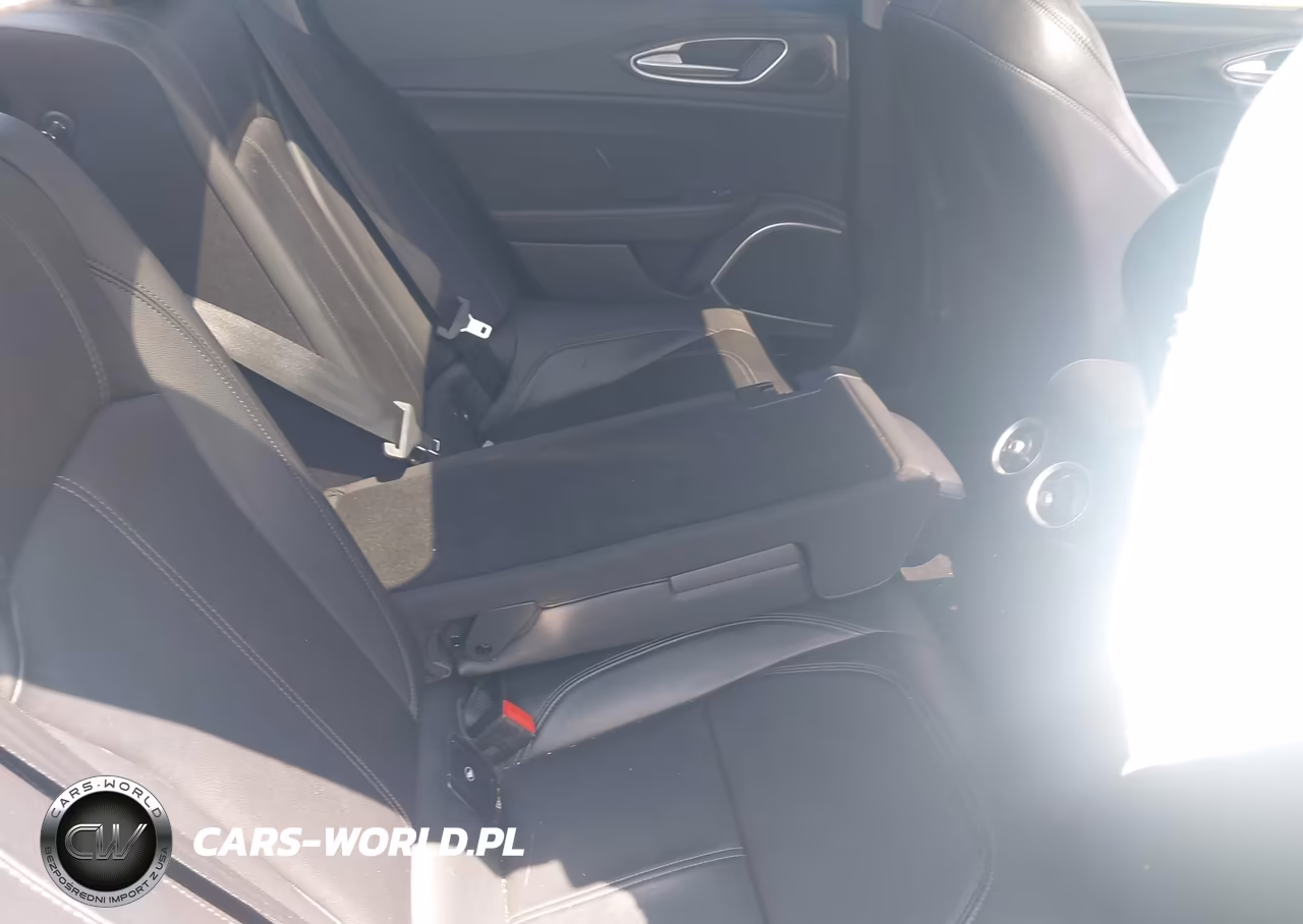 2019 Alfa Romeo Giulia Ti Awd VIN:ZARFANBN9K7622190 - 8