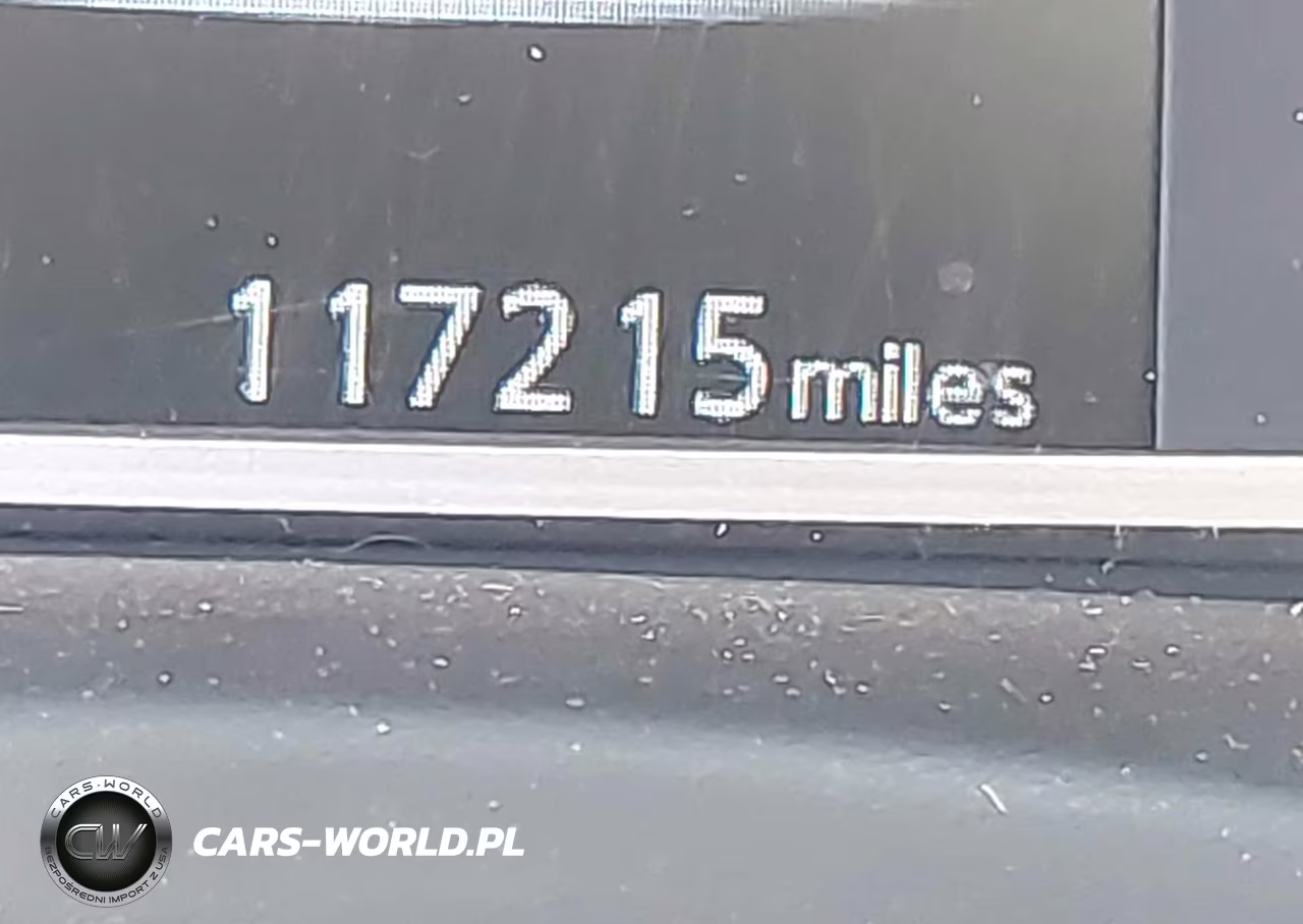 2018 Nissan Sentra Sr VIN:3N1AB7APXJY264307 - 14