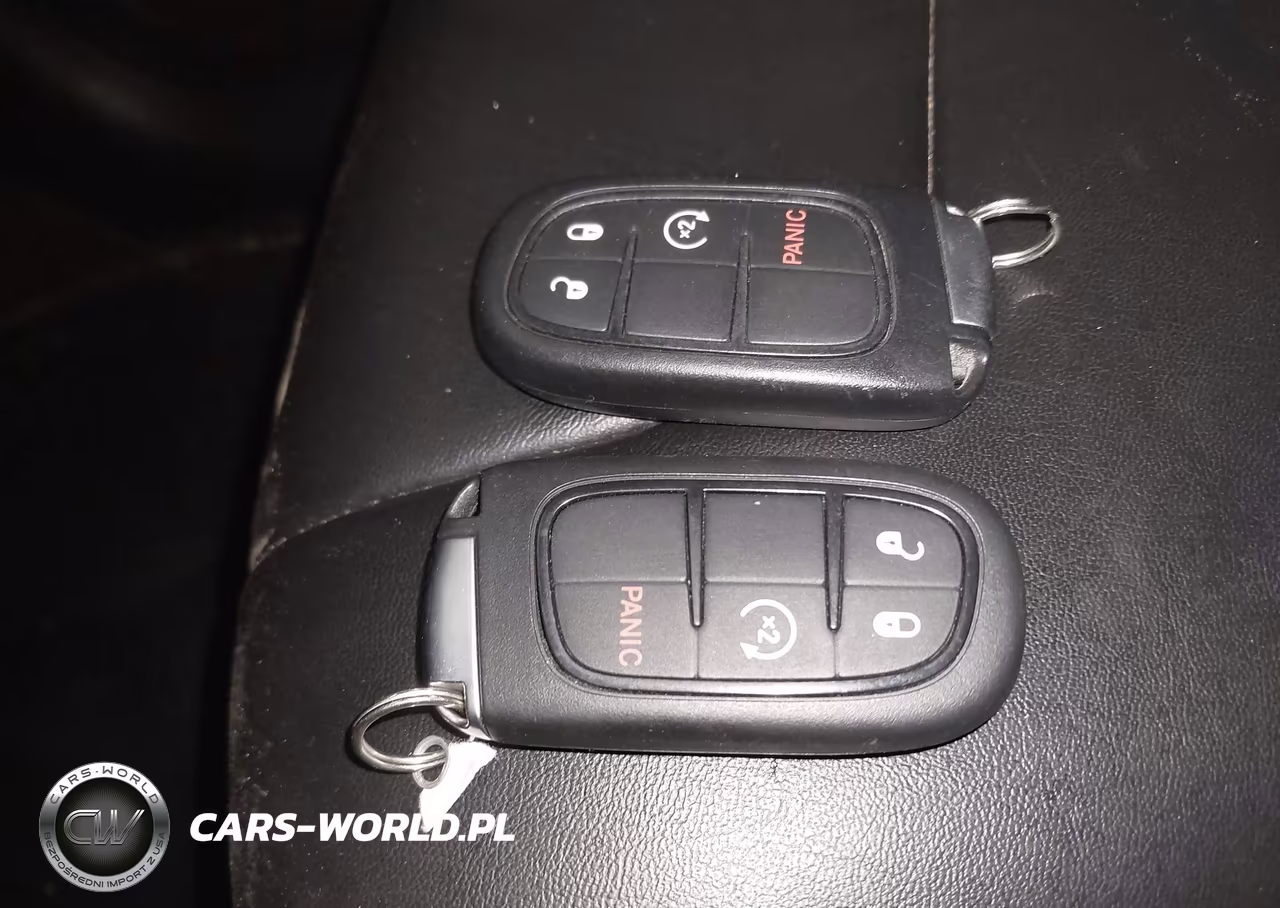 2019 Jeep Cherokee Trailhawk 4X4 VIN:1C4PJMBX0KD161974 - 11