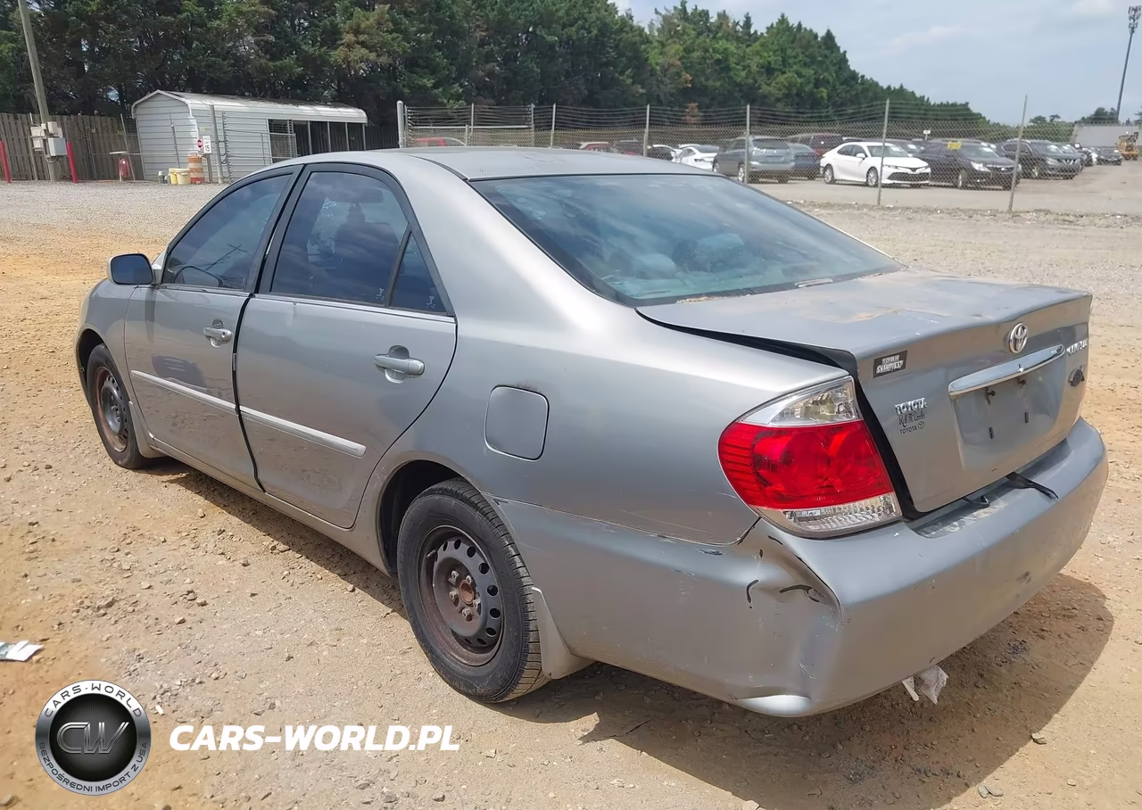 2006 Toyota Camry Le VIN:4T1BE32K96U711204 - 3