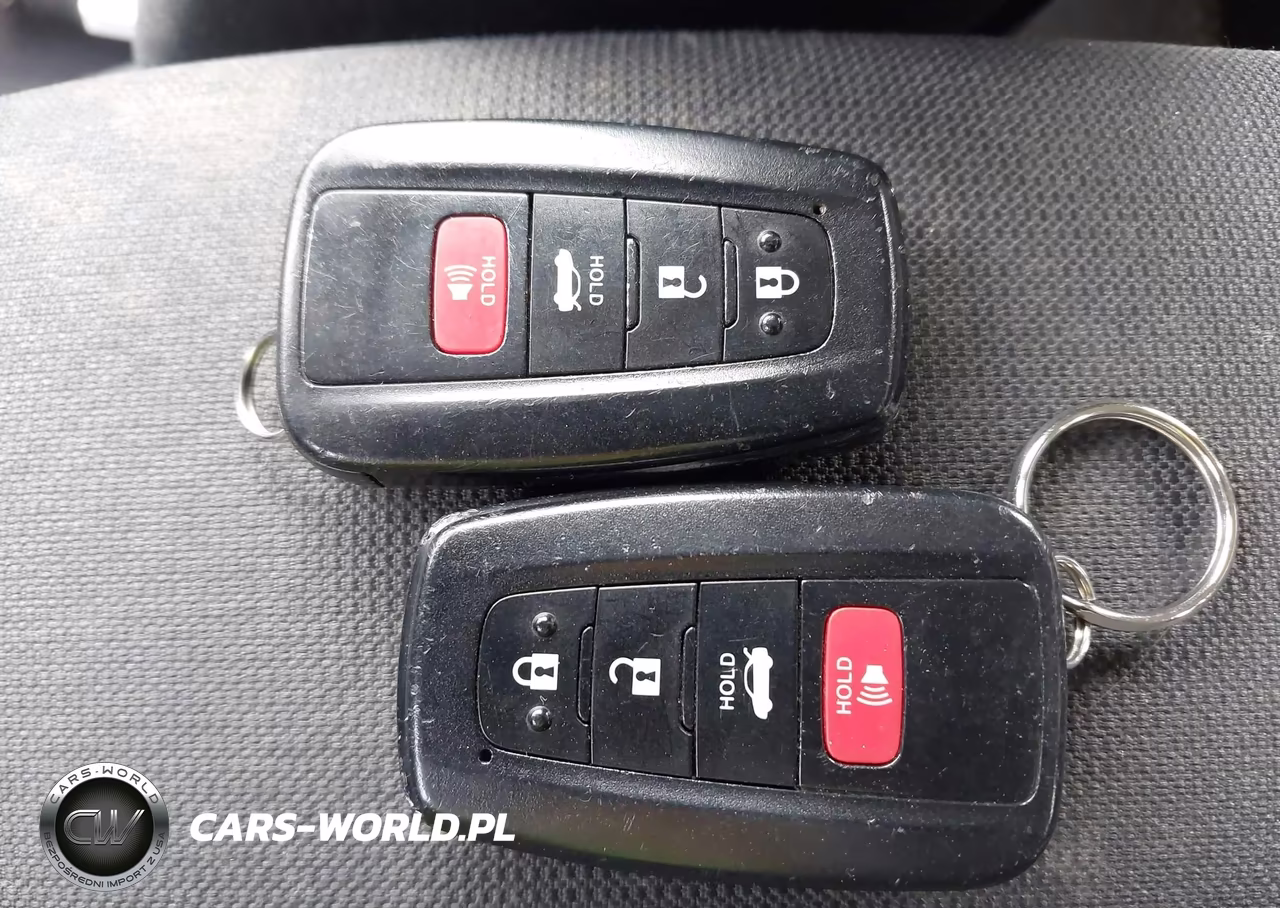2022 Toyota Corolla Hybrid Le VIN:JTDEAMDE8NJ044216 - 11