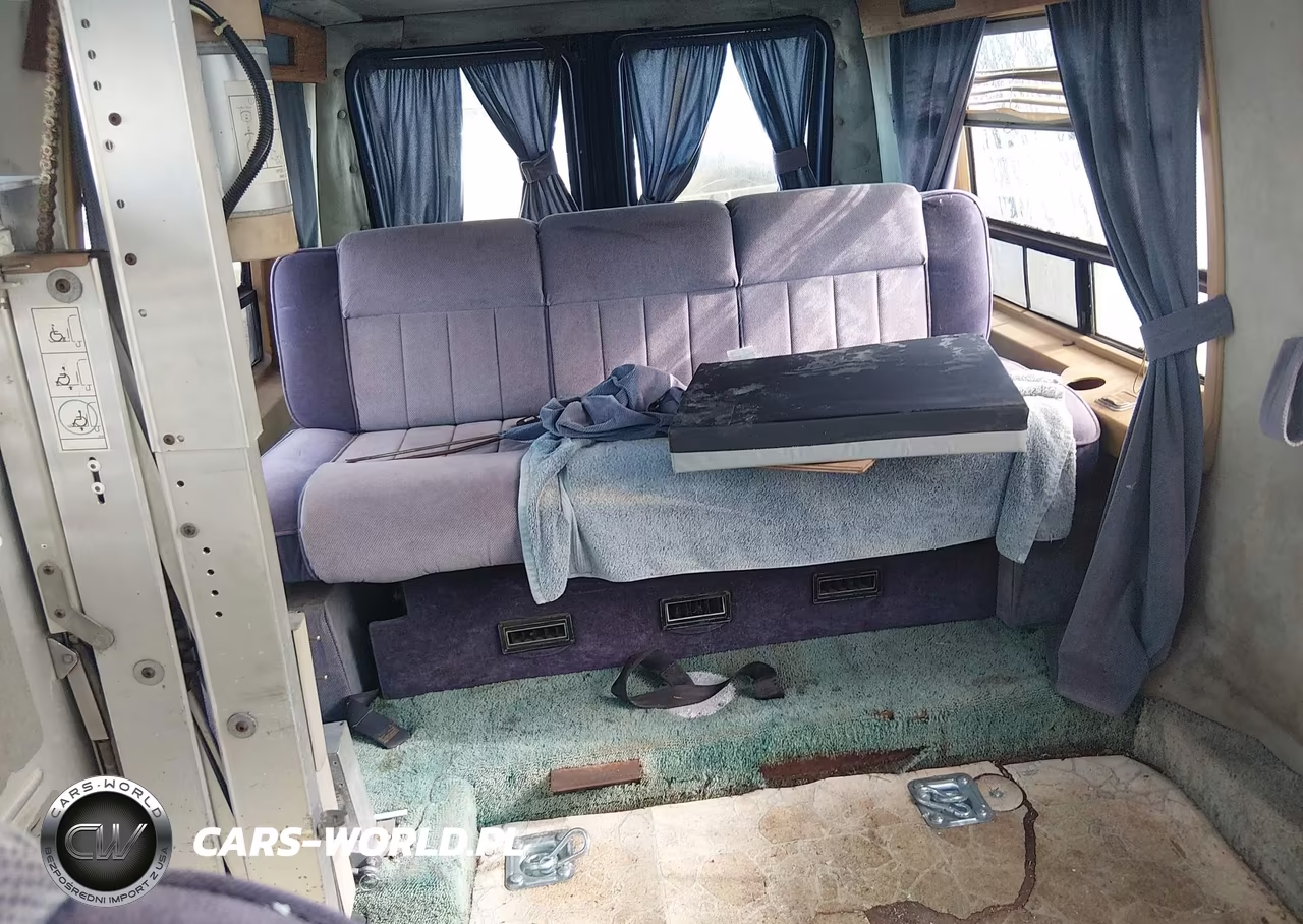 1987 Ford Econoline E150 Van VIN:1FDDE14H7HHB49152 - 8