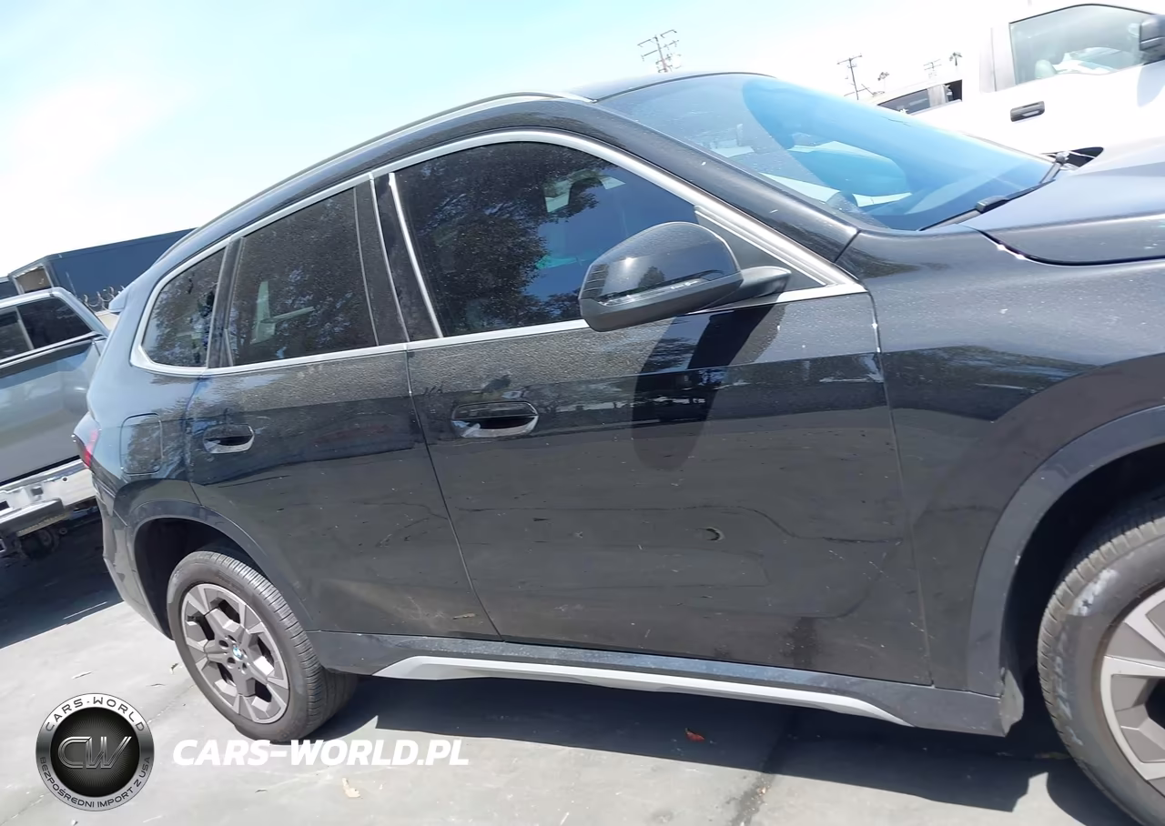2025 BMW X1 xDrive28I VIN:WBX73EF06S5295883 - 14