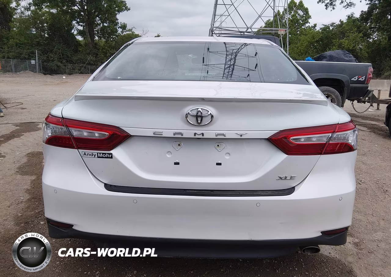 2018 Toyota Camry Xle VIN:4T1B11HKXJU048788 - 15