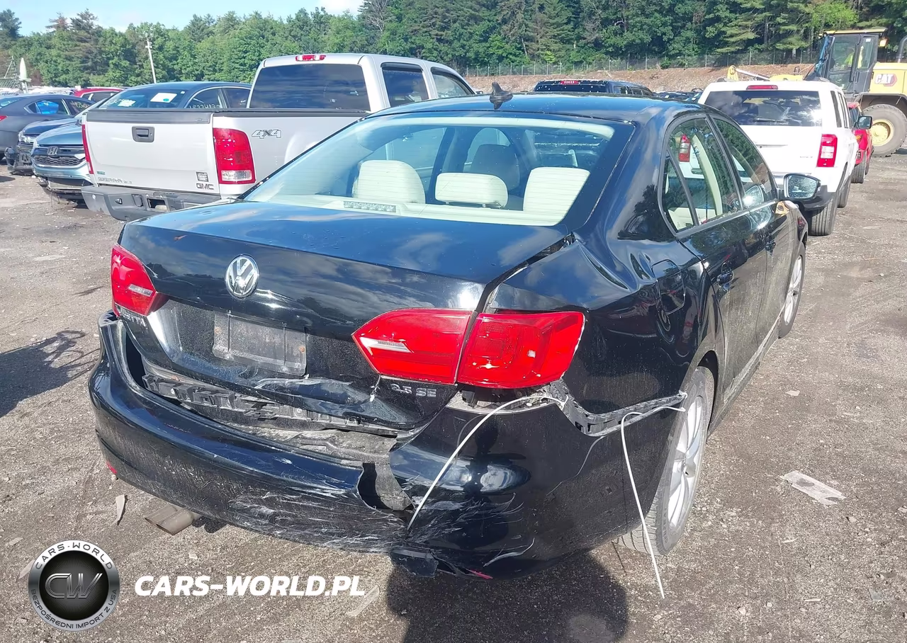 2011 Volkswagen Jetta 2.5L Se VIN:3VWDZ7AJ7BM350357 - 4