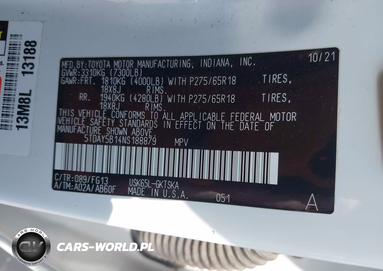 2022 Toyota Sequoia Sr5 VIN:5TDAY5B14NS188879 - 9