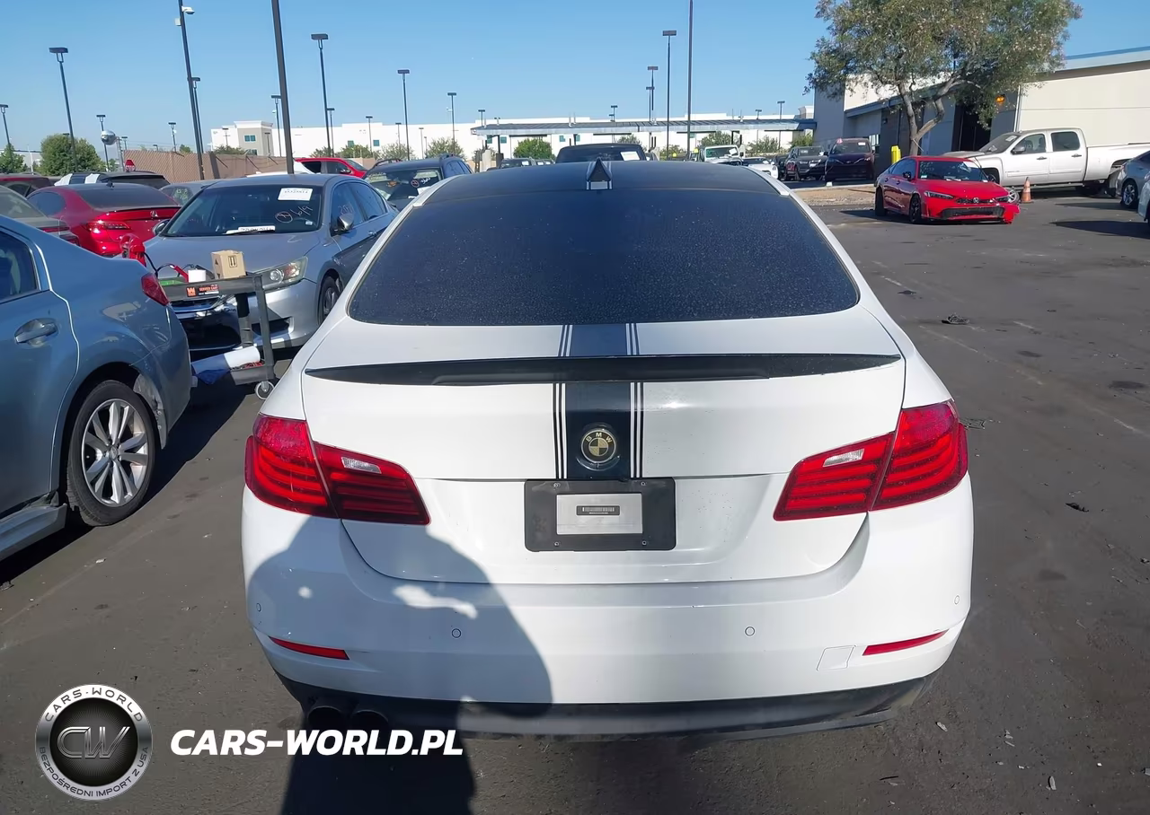 2016 BMW 528I VIN:WBA5A5C52GG353085 - 16
