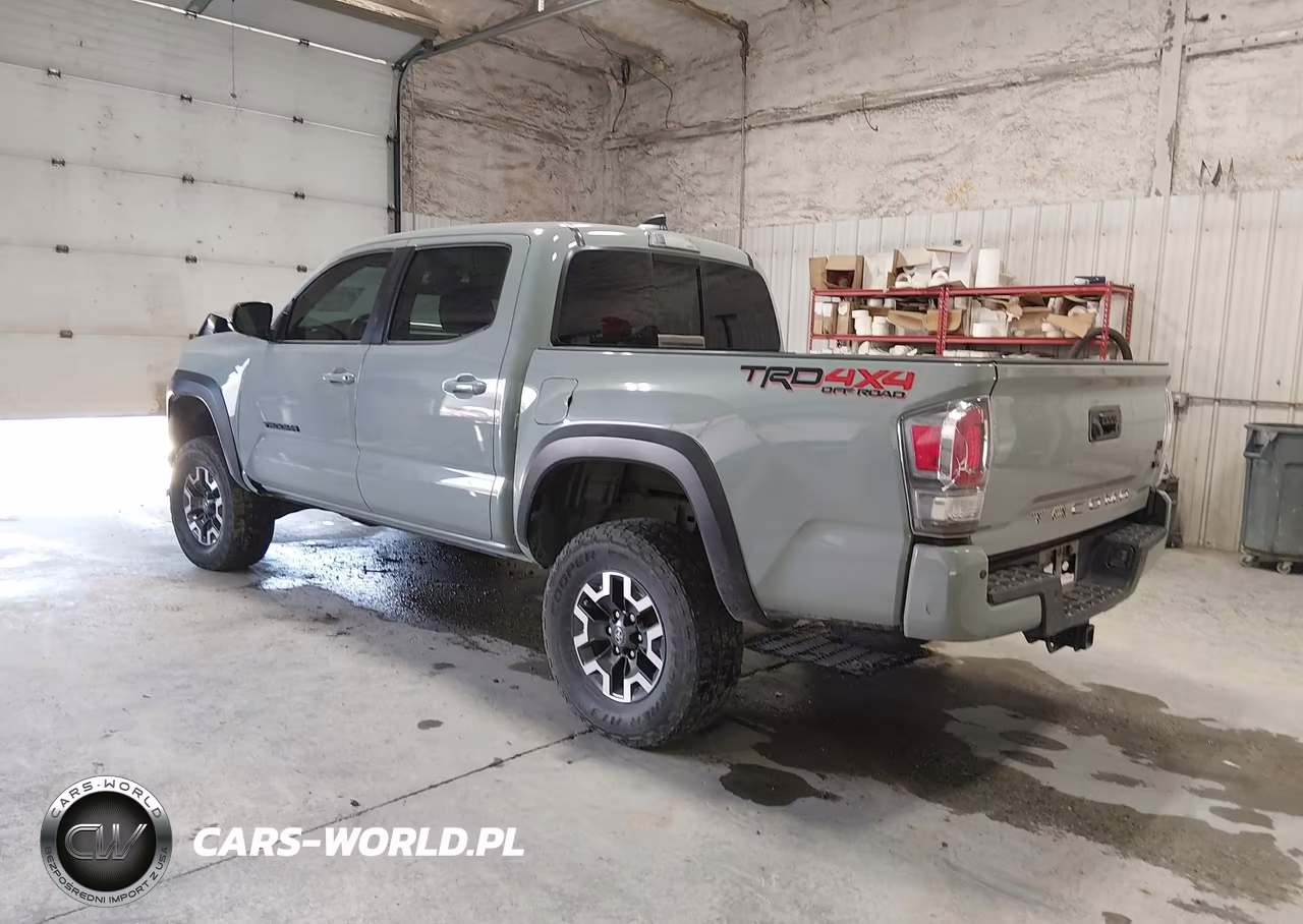 2022 Toyota Tacoma Trd Off Road VIN:3TYCZ5ANXNT055817 - 3