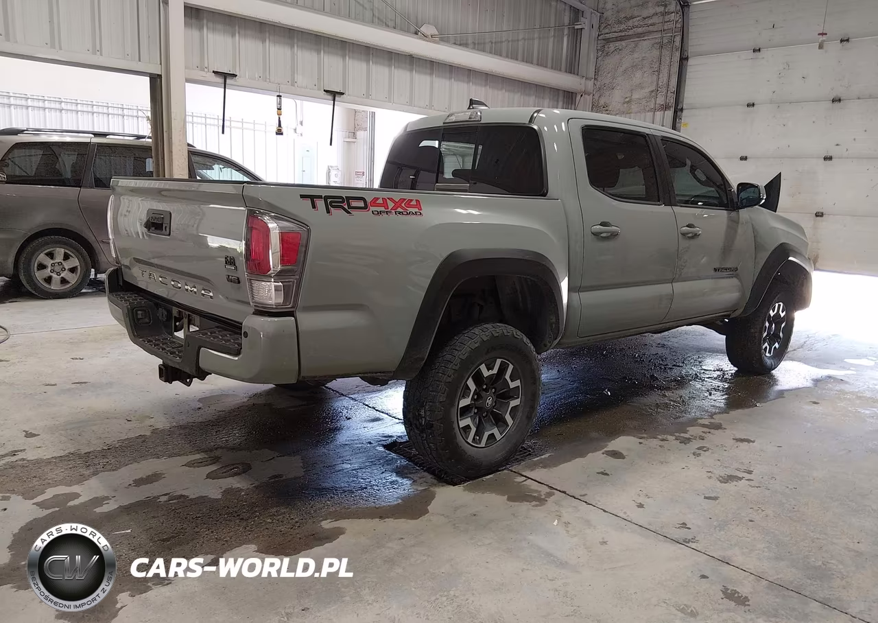 2022 Toyota Tacoma Trd Off Road VIN:3TYCZ5ANXNT055817 - 4