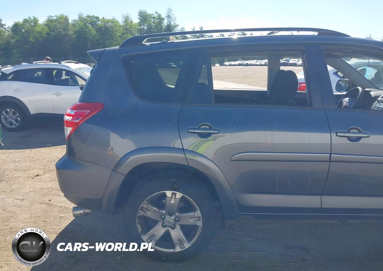 2009 Toyota Rav4 Sport V6 VIN:JTMBK32V495082117 - 17