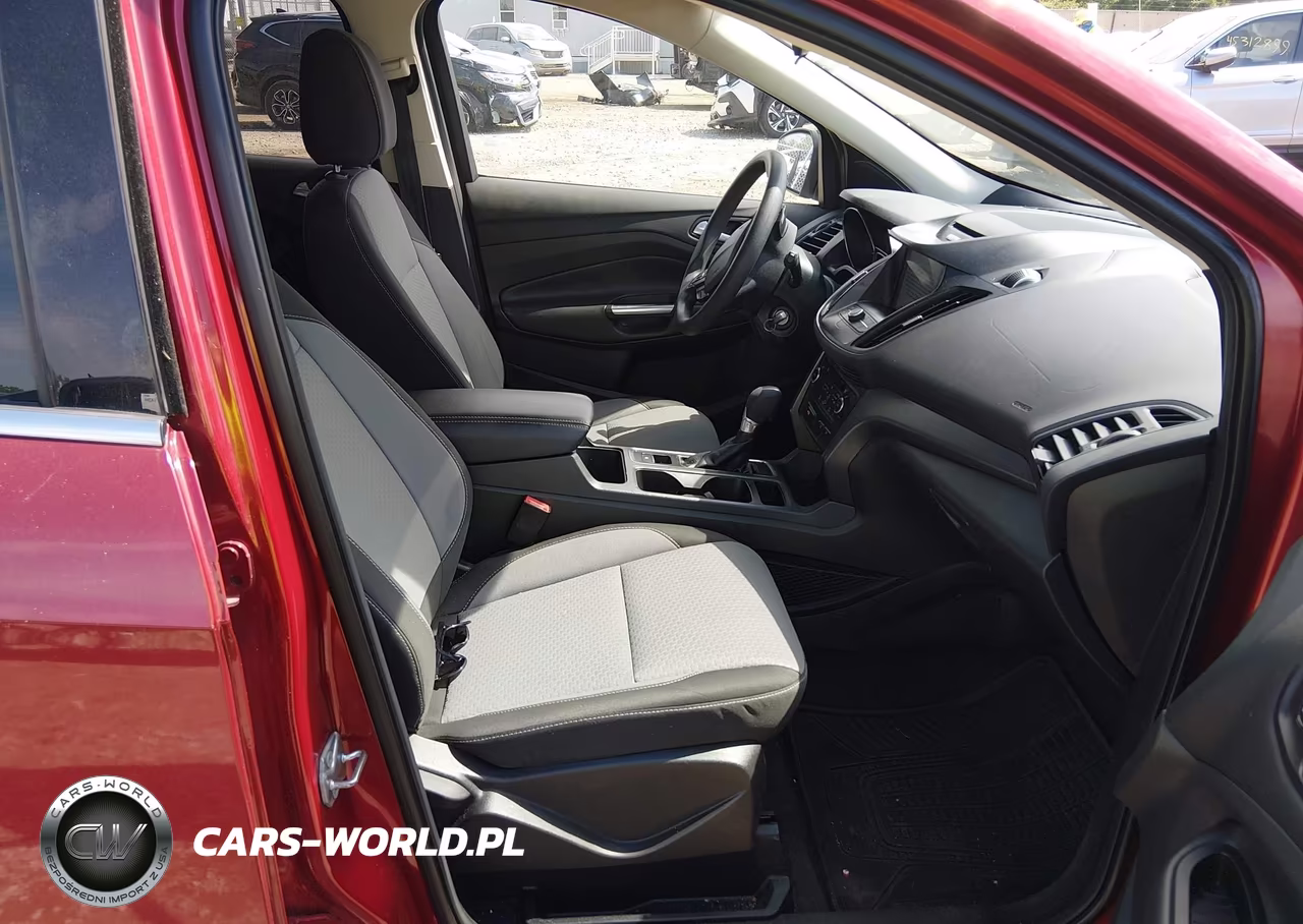 2017 Ford Escape Se VIN:1FMCU9G96HUB51855 - 5