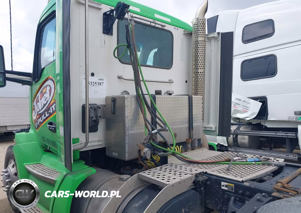 2021 Kenworth T680 VIN:1XKYDP9X8MJ464061 - 15