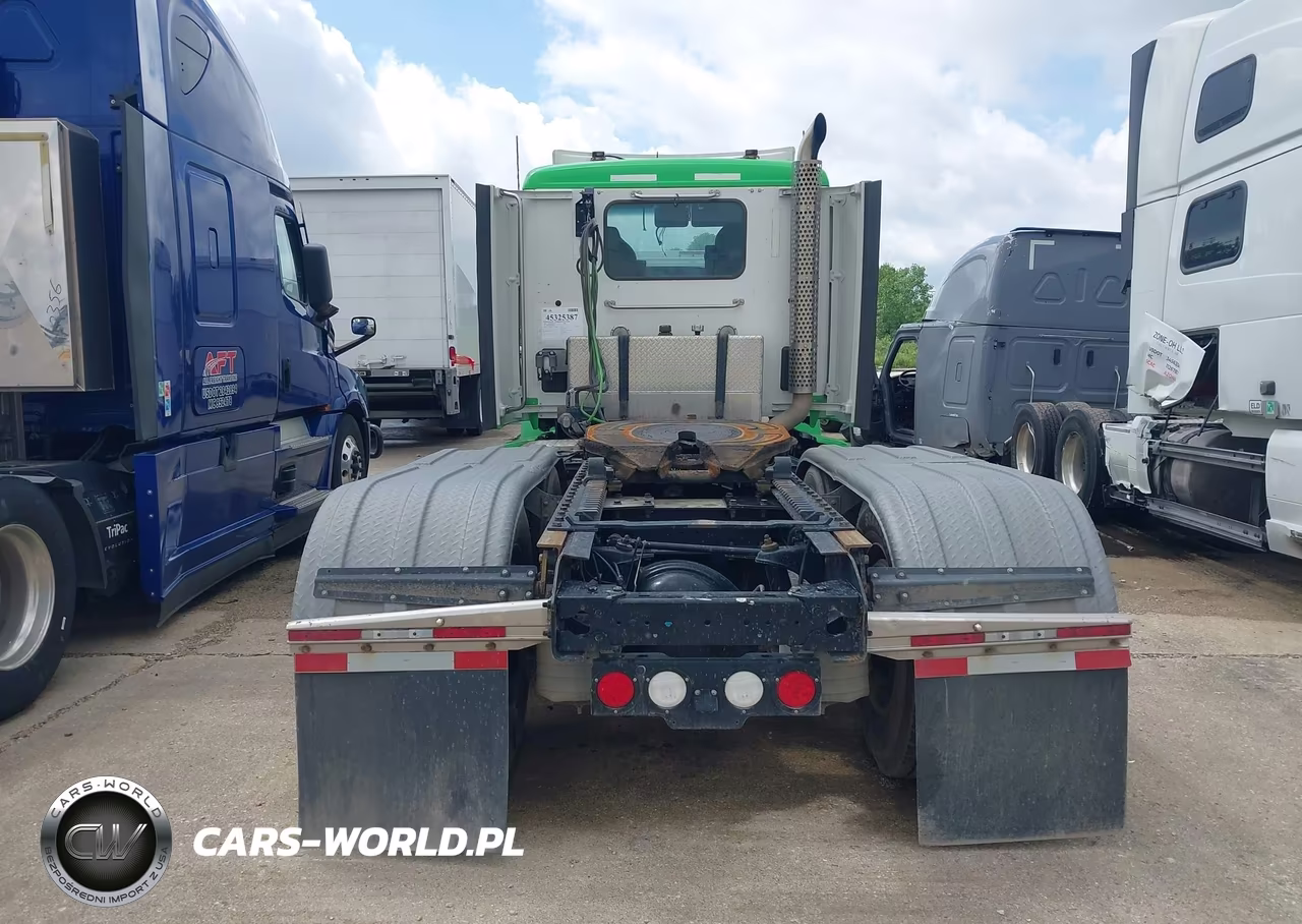 2021 Kenworth T680 VIN:1XKYDP9X8MJ464061 - 16