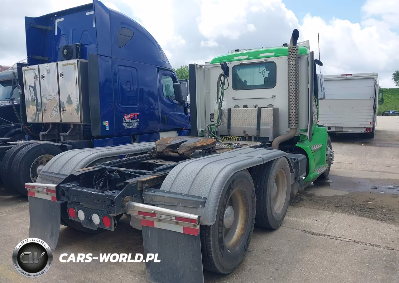 2021 Kenworth T680 VIN:1XKYDP9X8MJ464061 - 4