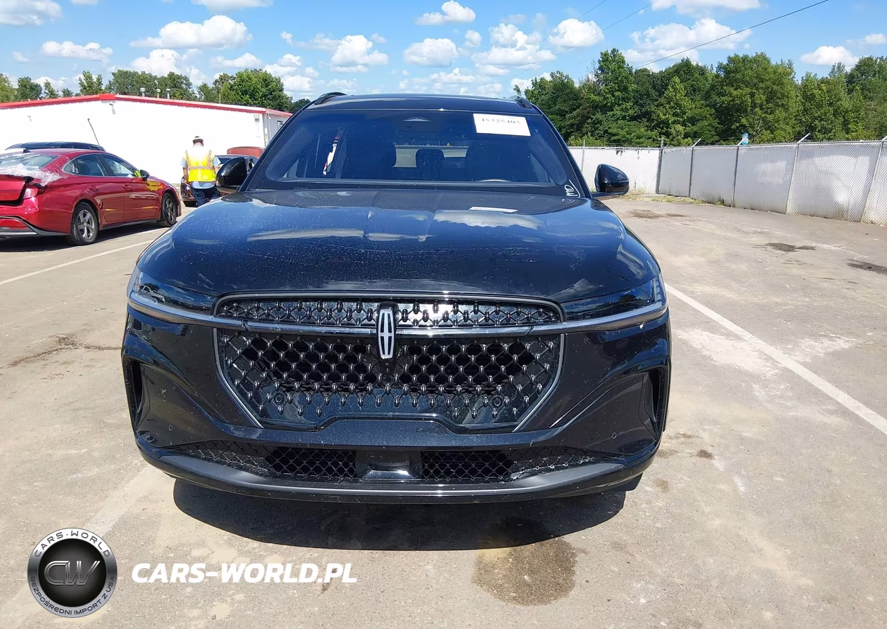 2024 Lincoln Nautilus Reserve VIN:5LMPJ8K46RJ856543 - 12