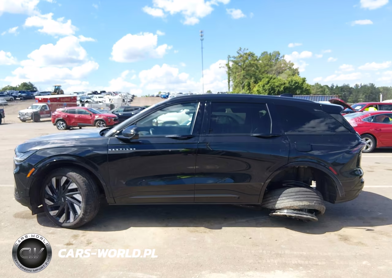 2024 Lincoln Nautilus Reserve VIN:5LMPJ8K46RJ856543 - 14