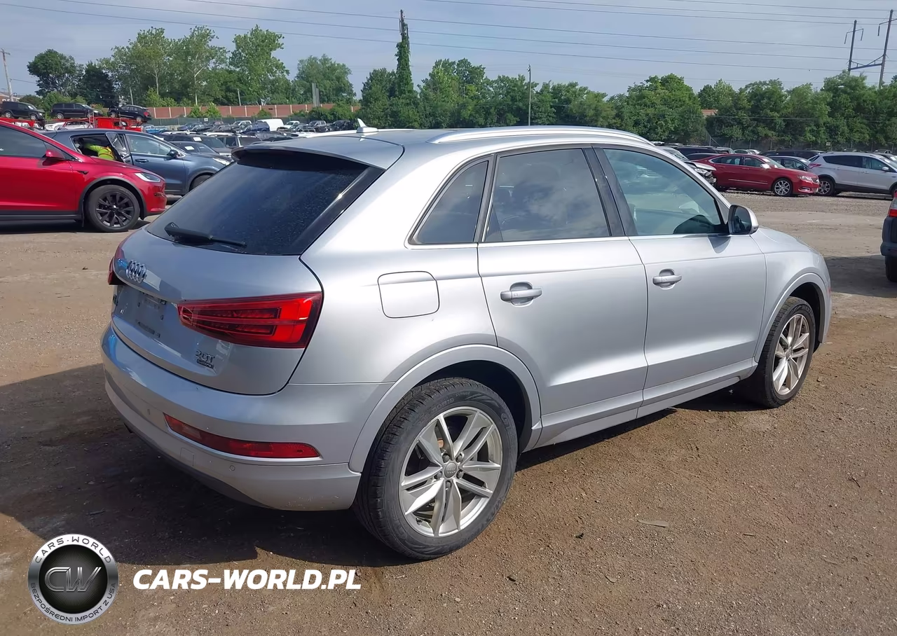 2016 Audi Q3 2.0T Premium Plus VIN:WA1EFCFS8GR011195 - 4