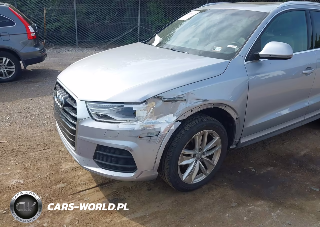 2016 Audi Q3 2.0T Premium Plus VIN:WA1EFCFS8GR011195 - 6