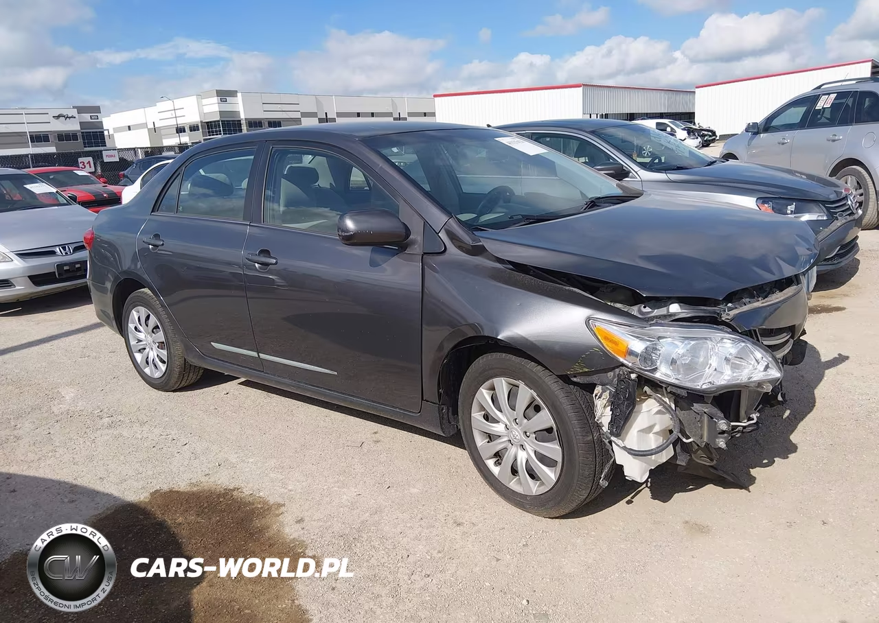 2013 Toyota Corolla Le – zdjęcie 1 z 16