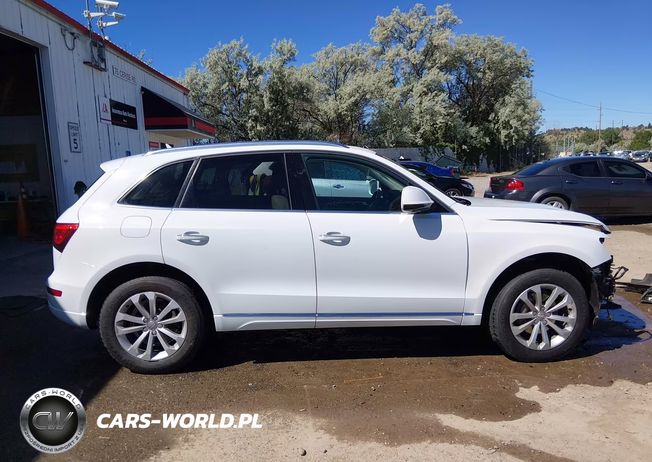 2015 Audi Q5 2.0T Premium VIN:WA1LFAFP5FA119990 - 14