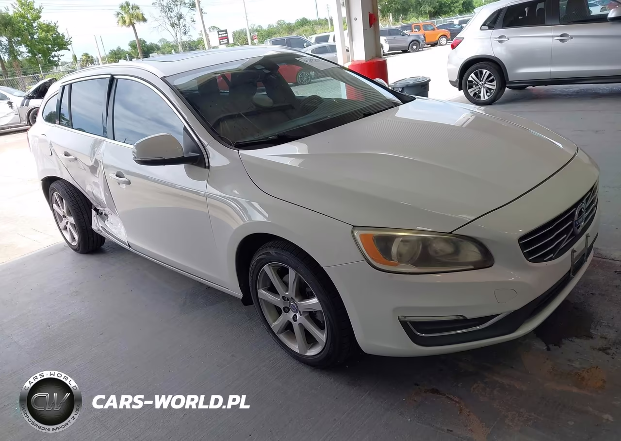 2016 Volvo V60 T5 Drive-E Premier