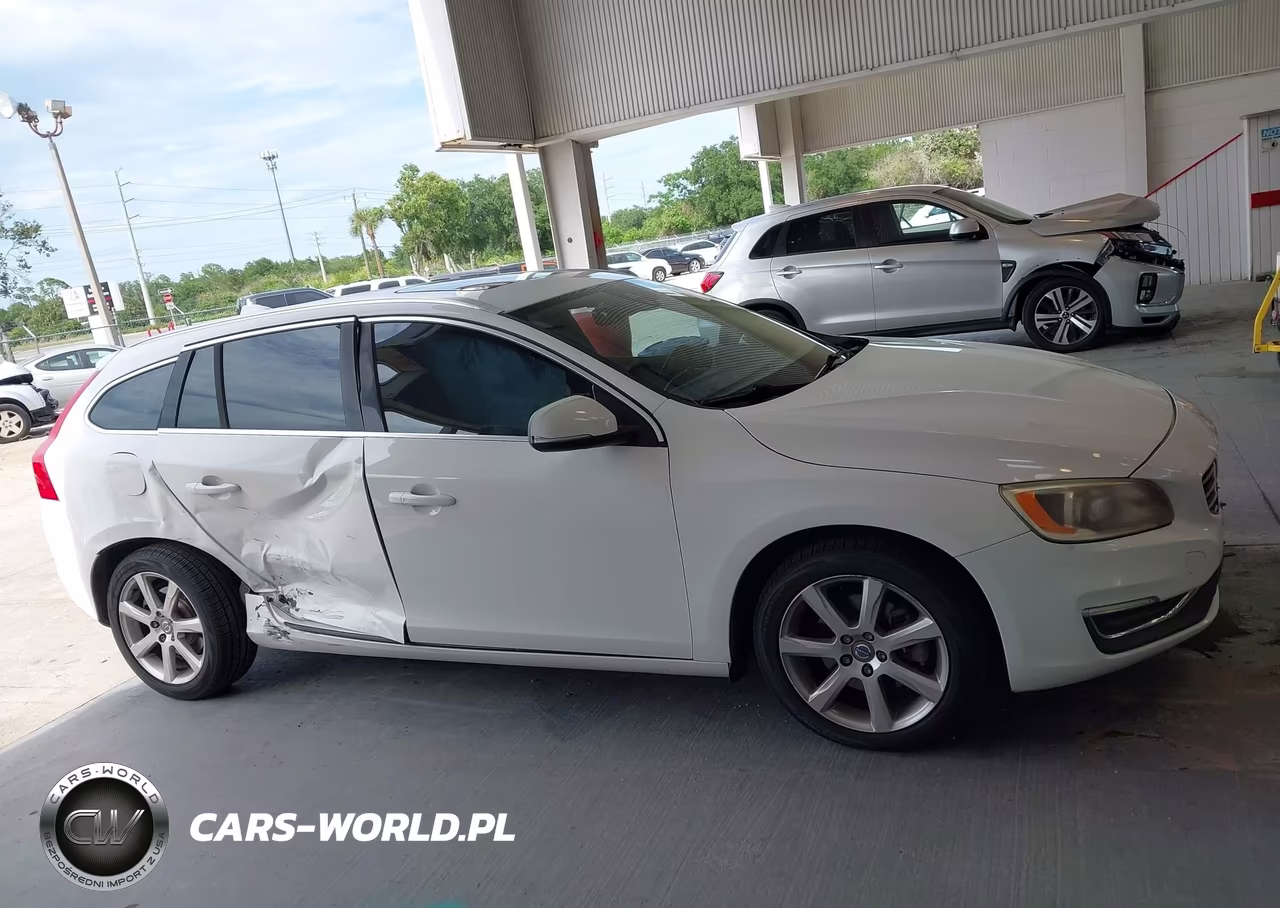 2016 Volvo V60 T5 Drive-E Premier VIN:YV140MEK2G1288640 - 13