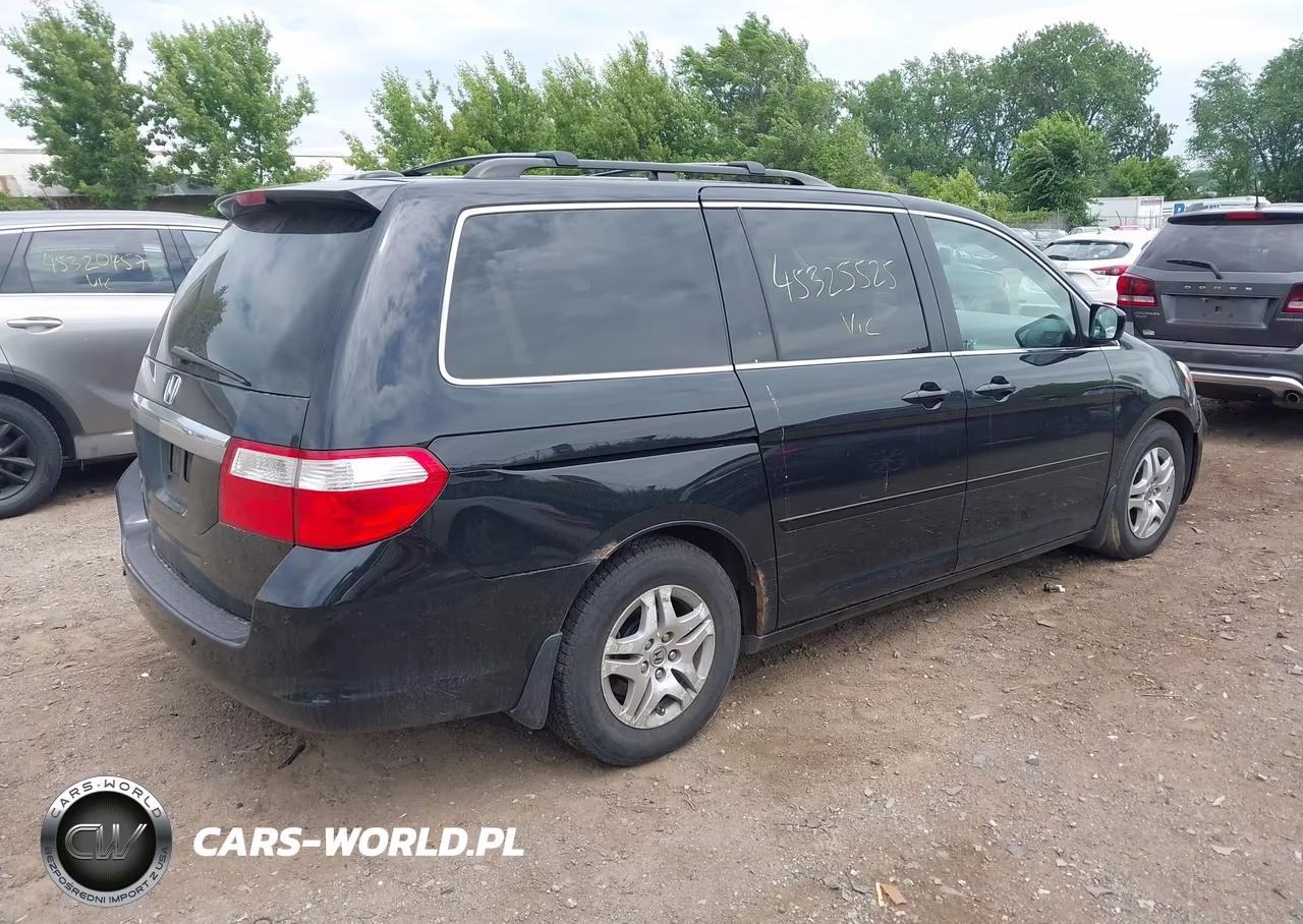 2007 Honda Odyssey Touring VIN:5FNRL38897B002092 - 4