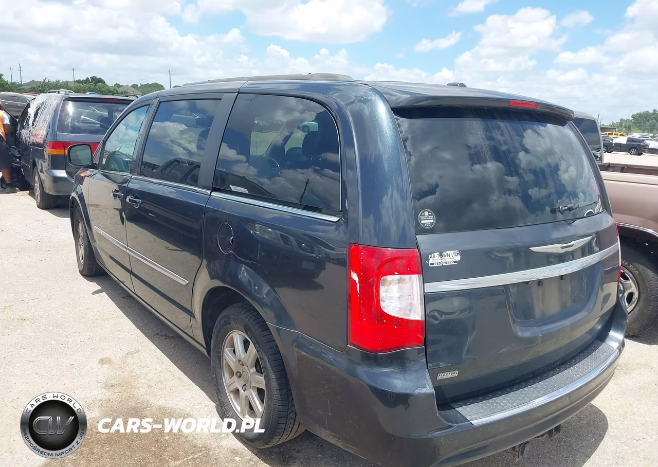 2013 Chrysler Town & Country Touring VIN:2C4RC1BG7DR637963 - 3