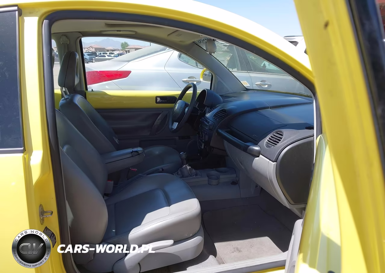 2000 Volkswagen New Beetle Gls VIN:3VWCA21C6YM475186 - 5