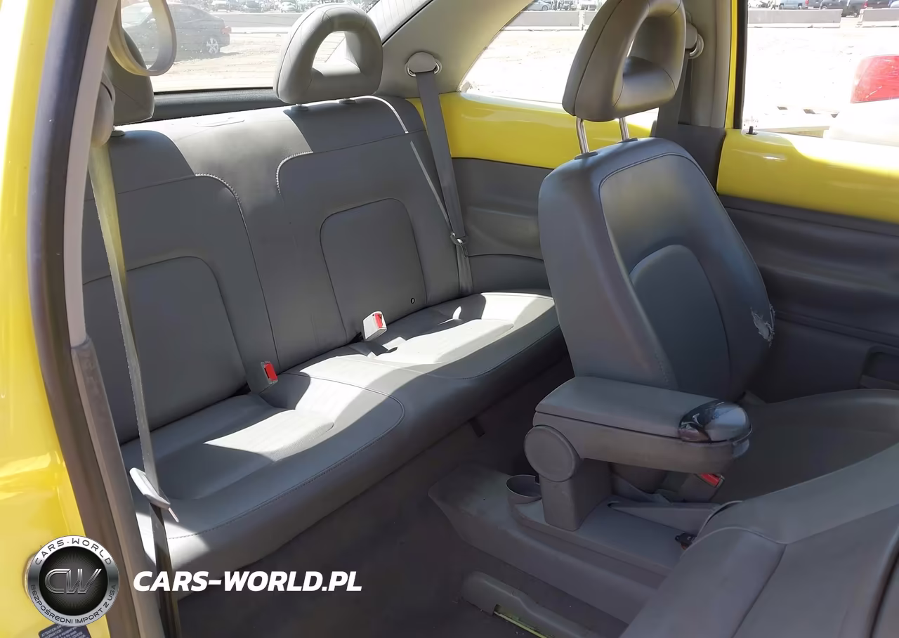 2000 Volkswagen New Beetle Gls VIN:3VWCA21C6YM475186 - 8