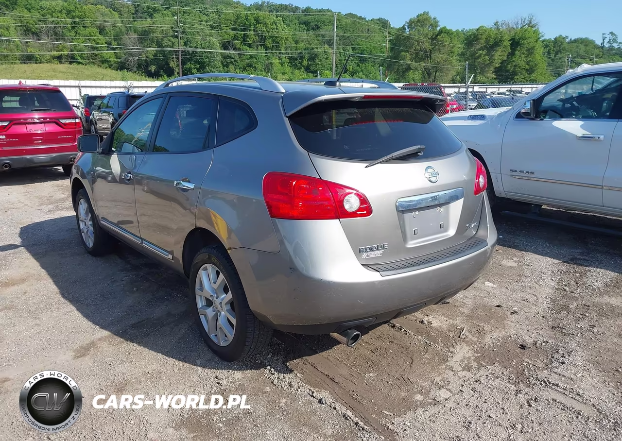 2011 Nissan Rogue Sv VIN:JN8AS5MV8BW688013 - 3