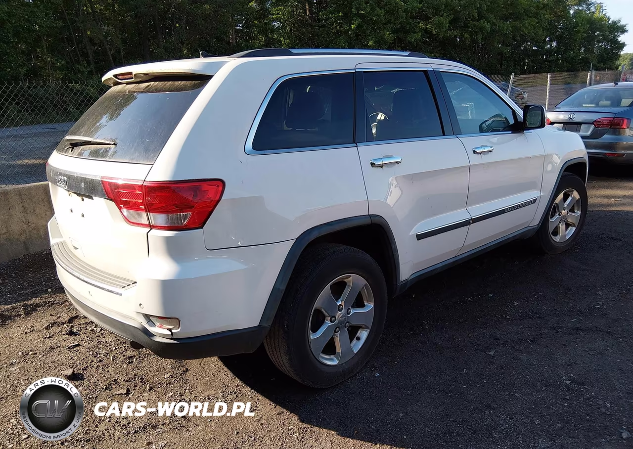 2011 Jeep Grand Cherokee Limited VIN:1J4RR5GG3BC530150 - 4